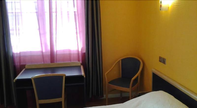 Modern'hotel Hotel 2*